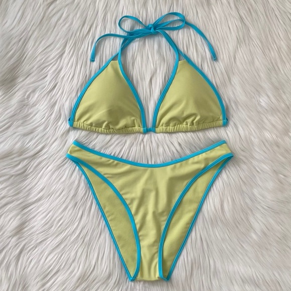 Abercrombie & Fitch Other - triangle cheeky bikini